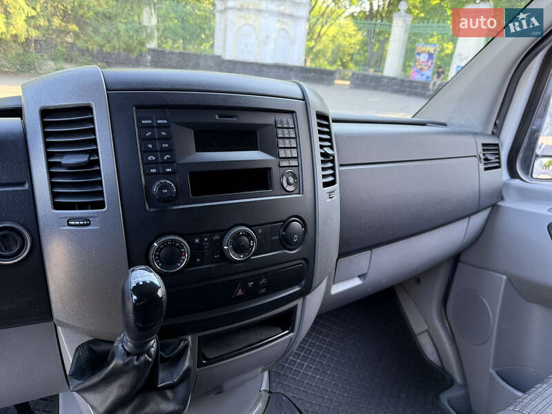 Вантажний фургон Mercedes-Benz Sprinter 2015 в Жовтих Водах