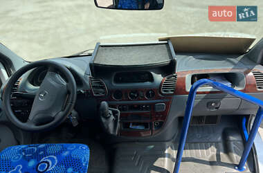 Мікроавтобус Mercedes-Benz Sprinter 2005 в 