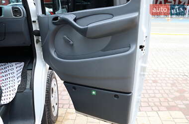 Микроавтобус Mercedes-Benz Sprinter 2005 в 