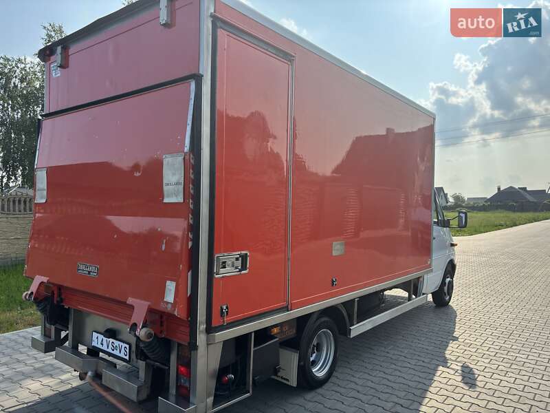Вантажний фургон Mercedes-Benz Sprinter 2005 в Луцьку