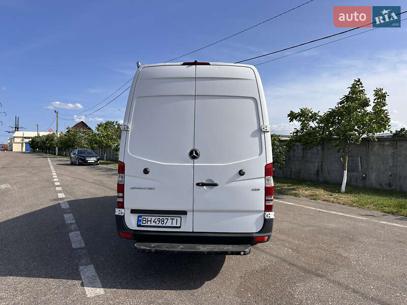 Грузовой фургон Mercedes-Benz Sprinter 2015 в Одессе
