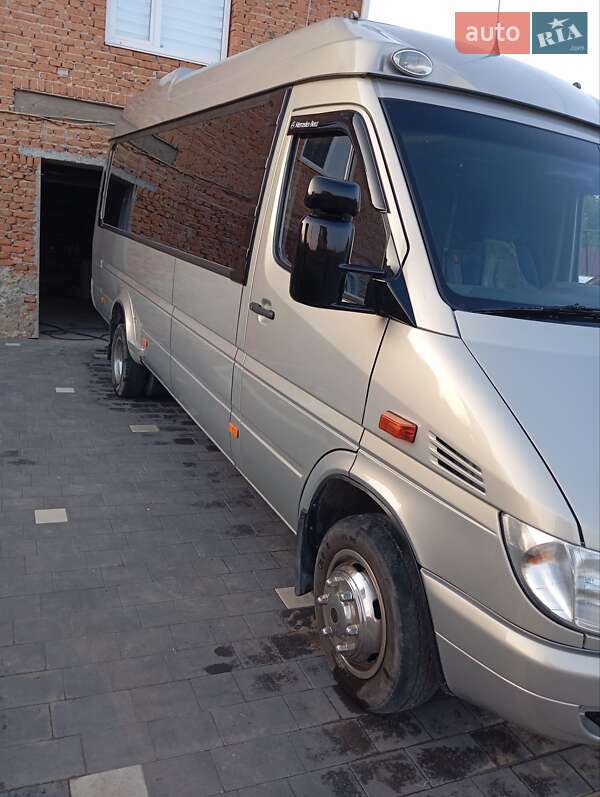Туристический / Междугородний автобус Mercedes-Benz Sprinter 2001 в Тернополе