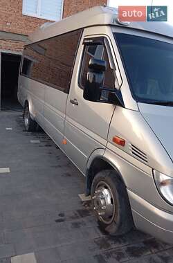 Туристический / Междугородний автобус Mercedes-Benz Sprinter 2001 в 