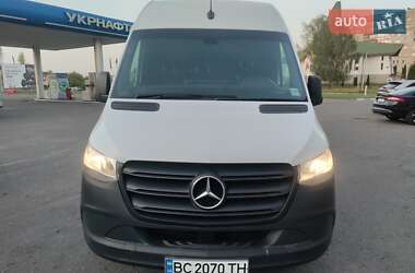 Грузовой фургон Mercedes-Benz Sprinter 2019 в 