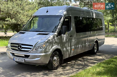 Туристичний / Міжміський автобус Mercedes-Benz Sprinter 2013 в 
