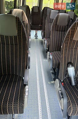 Туристичний / Міжміський автобус Mercedes-Benz Sprinter 2013 в 