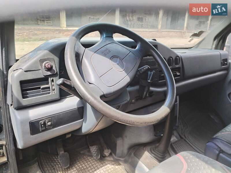 Грузовой фургон Mercedes-Benz Sprinter 1999 в Сумах