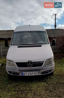 Грузовой фургон Mercedes-Benz Sprinter 2006 в Городенке