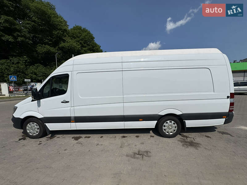 Вантажний фургон Mercedes-Benz Sprinter 2017 в Делятині