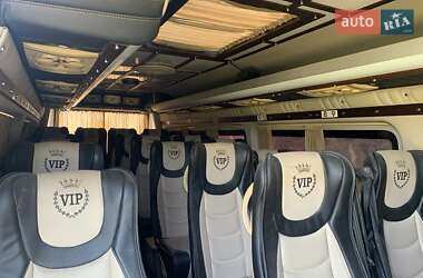 Мікроавтобус Mercedes-Benz Sprinter 2014 в 
