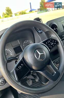 Грузовой фургон Mercedes-Benz Sprinter 2019 в 