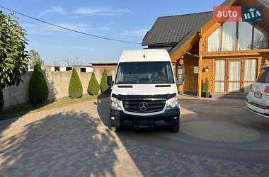 Грузовой фургон Mercedes-Benz Sprinter 2017 в 
