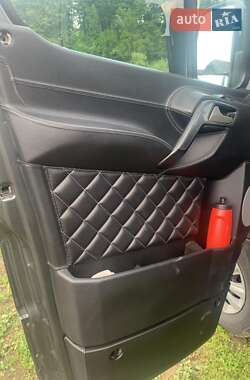 Мікроавтобус Mercedes-Benz Sprinter 2012 в Ужгороді