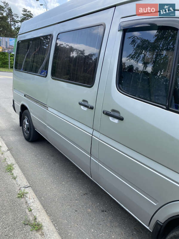 Мікроавтобус Mercedes-Benz Sprinter 2004 в Києві