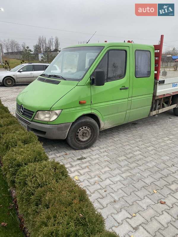 Mercedes-Benz Sprinter 2005