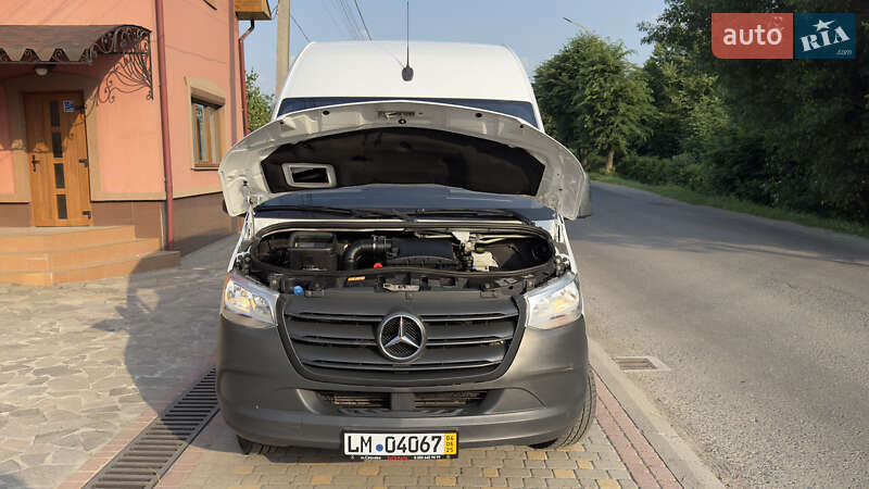 Грузовой фургон Mercedes-Benz Sprinter 2019 в Сваляве
