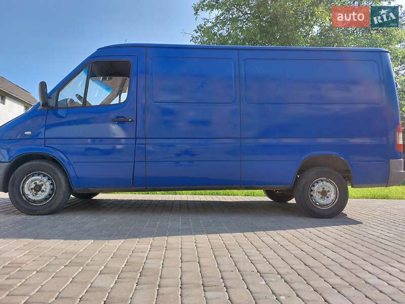 Mercedes-Benz Sprinter 2004