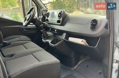 Грузовой фургон Mercedes-Benz Sprinter 2019 в 