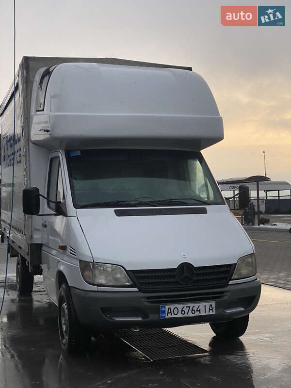 Mercedes-Benz Sprinter 2003