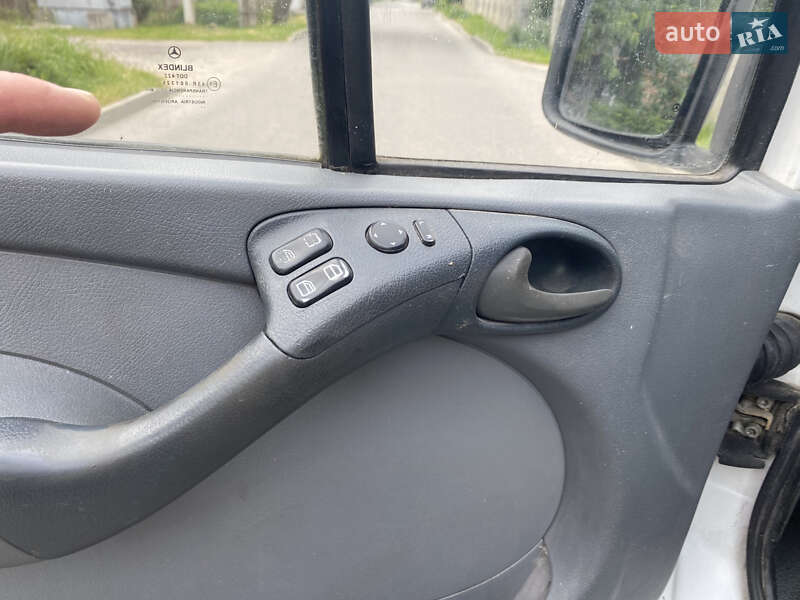 Грузовой фургон Mercedes-Benz Sprinter 2006 в Виннице