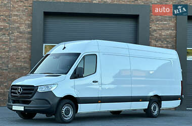Грузовой фургон Mercedes-Benz Sprinter 2021 в 