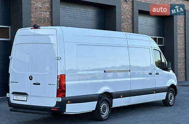 Грузовой фургон Mercedes-Benz Sprinter 2021 в 