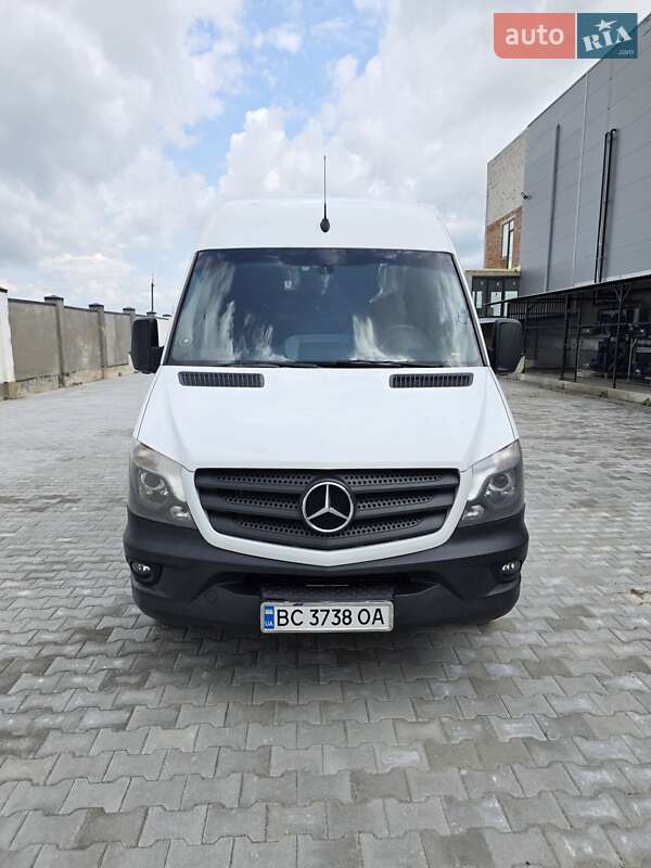 Грузовой фургон Mercedes-Benz Sprinter 2016 в Львове