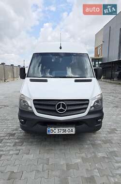 Грузовой фургон Mercedes-Benz Sprinter 2016 в 