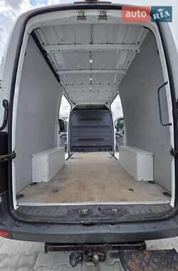Грузовой фургон Mercedes-Benz Sprinter 2016 в 