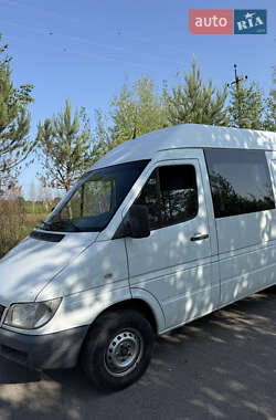 Вантажопасажирський фургон Mercedes-Benz Sprinter 2004 в 