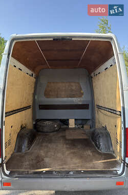 Вантажопасажирський фургон Mercedes-Benz Sprinter 2004 в 