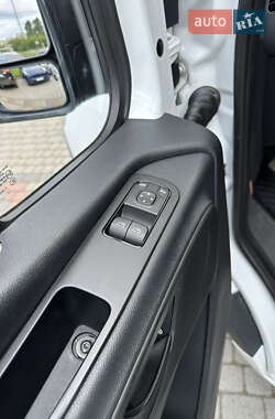 Вантажопасажирський фургон Mercedes-Benz Sprinter 2019 в 