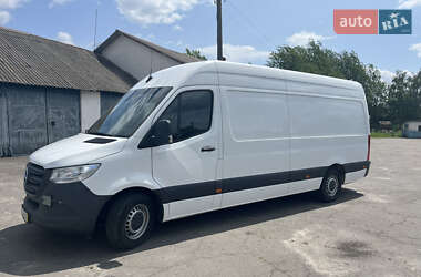 Грузовой фургон Mercedes-Benz Sprinter 2018 в 