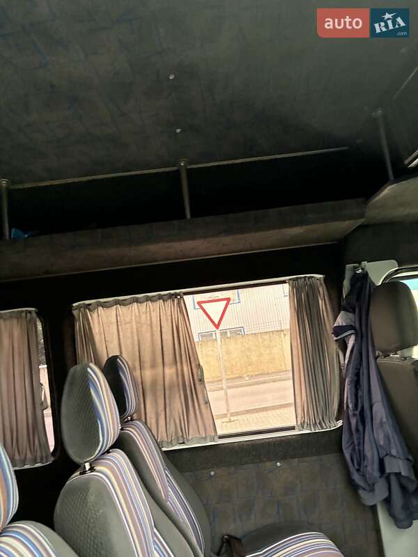 Микроавтобус Mercedes-Benz Sprinter 2006 в Хмельницком фото 10 Микроавтобус Mercedes-Benz Sprinter 2006 в Хмельницком