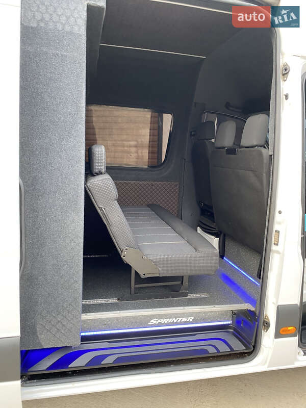 Вантажопасажирський фургон Mercedes-Benz Sprinter 2019 в Чернівцях