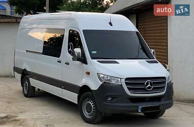Вантажопасажирський фургон Mercedes-Benz Sprinter 2019 в Чернівцях