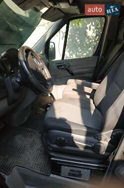 Грузопассажирский фургон Mercedes-Benz Sprinter 2012 в 