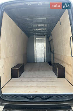 Вантажний фургон Mercedes-Benz Sprinter 2020 в  фото 9 Вантажний фургон Mercedes-Benz Sprinter 2020 в
