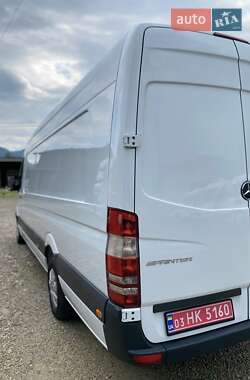 Грузовой фургон Mercedes-Benz Sprinter 2018 в 