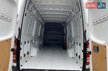 Грузовой фургон Mercedes-Benz Sprinter 2018 в 