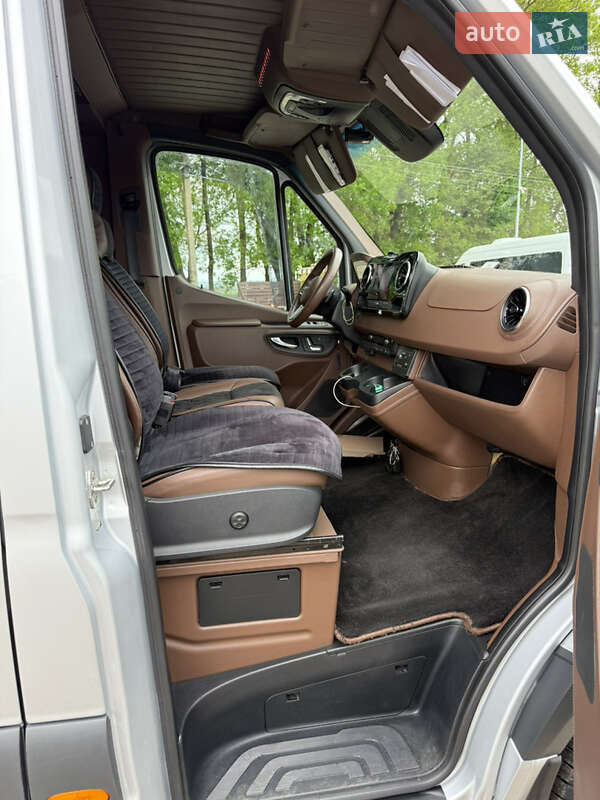 Мікроавтобус Mercedes-Benz Sprinter 2021 в Чернівцях