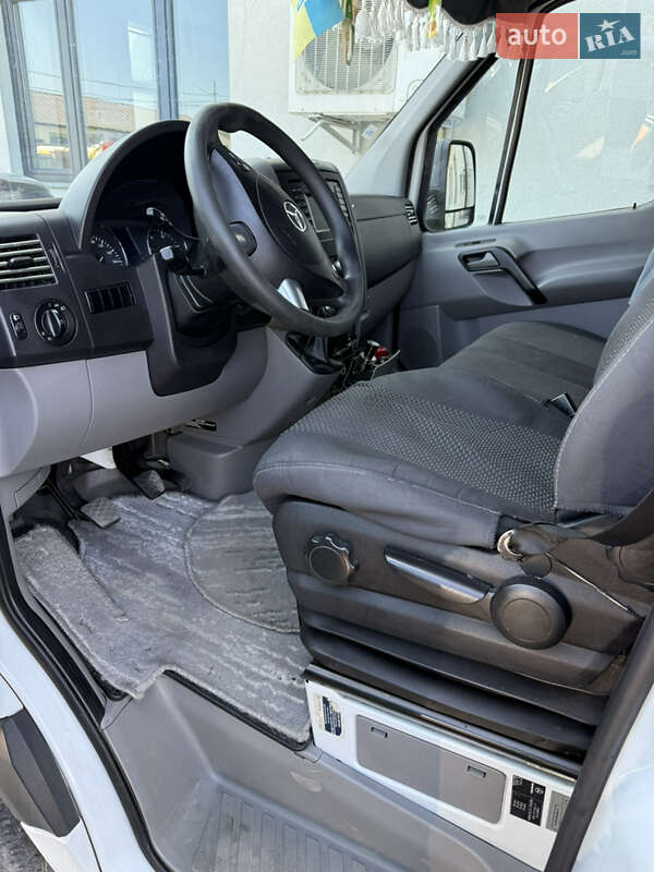 Тентований Mercedes-Benz Sprinter 2017 в Заріччі