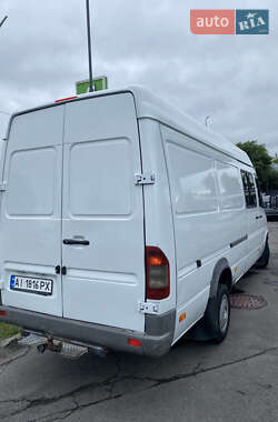 Грузопассажирский фургон Mercedes-Benz Sprinter 2000 в 