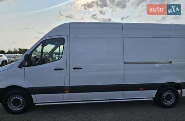 Грузовой фургон Mercedes-Benz Sprinter 2021 в 