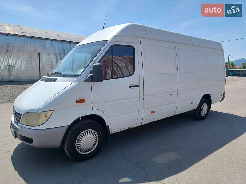 Mercedes-Benz Sprinter 2003