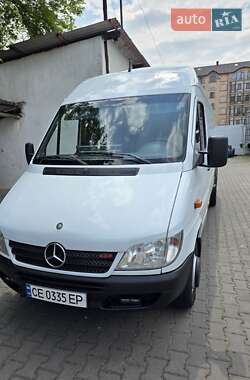 Грузовой фургон Mercedes-Benz Sprinter 2004 в 