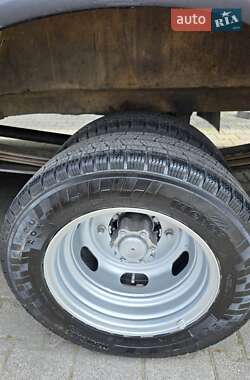 Грузовой фургон Mercedes-Benz Sprinter 2004 в 