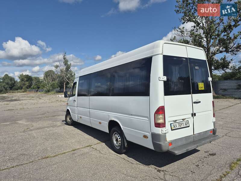 Пригородный автобус Mercedes-Benz Sprinter 2004 в Харькове