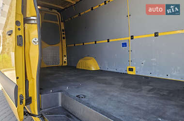 Грузовой фургон Mercedes-Benz Sprinter 2020 в 