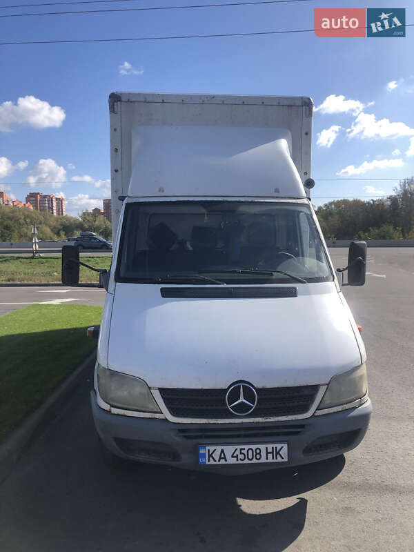 Mercedes-Benz Sprinter 2004